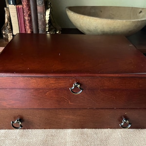 VTG Reed & Barton massief hout mahonie kersenhout afwerking zilverwerk opbergkist met lade ~ bestek bestek ~ 12 personen ~ geen monogram!