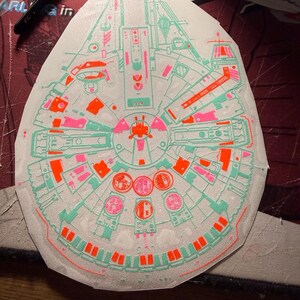 Adesivo al neon Millennium Falcon