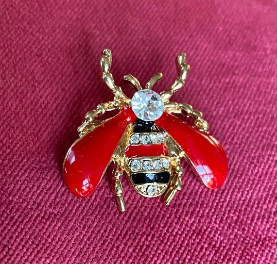 Jewelled Vintage Red Enamel Bee Brooch. - image 2