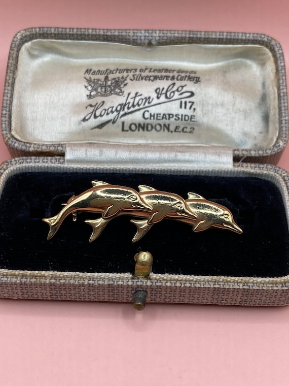 Vintage 9ct Gold Dolphin Brooch.