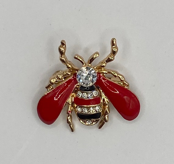 Jewelled Vintage Red Enamel Bee Brooch. - image 4
