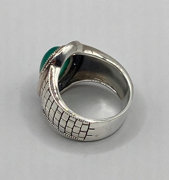 Stunning Sterling Silver Green Stone Ring. Large … - image 4