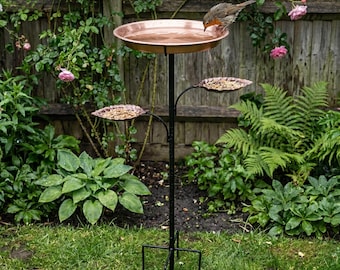 Karmnik dla ptaków z metalowej, miedzianej, odpornej na rdzę karmnika, 36-calowy, z solidnym szpikulcem do wbijania w ziemię, do obserwacji dzikich ptaków w ogrodzie