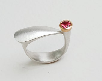 pink tourmaline ring  925 silver 750 gold asymmetric