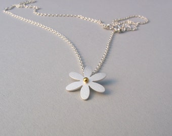 Daisy flower pendant from 925 silver and 900 Gold ball