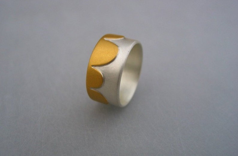 wide bandring 925 Silver with finegold layer bows image 1