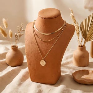 Stacked necklaces, a three-in-one stacked herringbone beaded chain, a simple starry sky jewelry, perfect for bridesmaids or best friends.