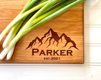 Custom Charcuterie Board with Mountain Range. Rustic Wedding Gift for couple. Mountain House Decor. Outdoor Couple, Hiking Camping Lover.