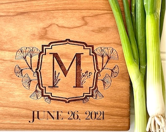 Custom Cutting Board for Wedding Gift. Personalized Bread Board with wedding date and floral monogram for engagement gift by Milk & Honey ®