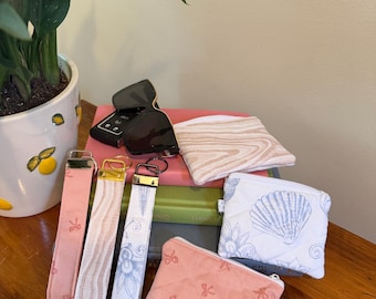 Porte-clés en tissu et portefeuille matelassé