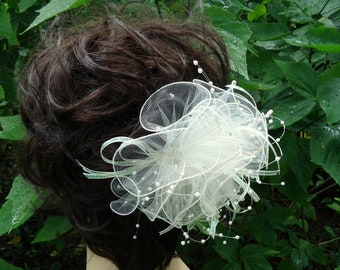 Bridal Tulle Pouf Comb, Swarovski Pearls, Vintage Wedding Hairpiece, C823