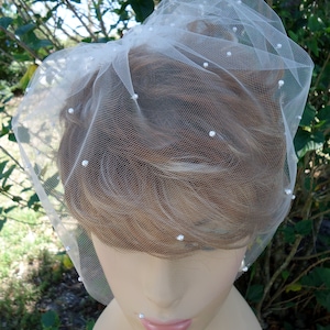 Birdcage Veil, Tulle Mini Veil, Bridal Veil, Wedding Veil, 9 Inch Veil, Scattered Pearl Veil, Bridal Accessory, H2024SP image 7