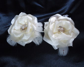 Bridal Hair Roses, Ivory Hair Flowers, Rose Bobby Pins, Set of 2, Wedding Accessories, 15368