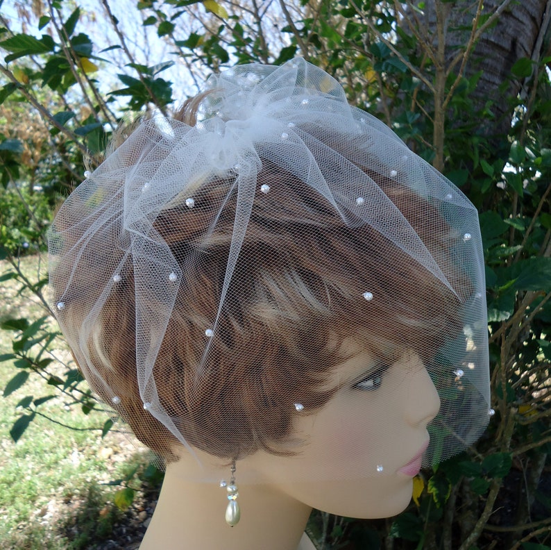 Birdcage Veil, Tulle Mini Veil, Bridal Veil, Wedding Veil, 9 Inch Veil, Scattered Pearl Veil, Bridal Accessory, H2024SP image 6