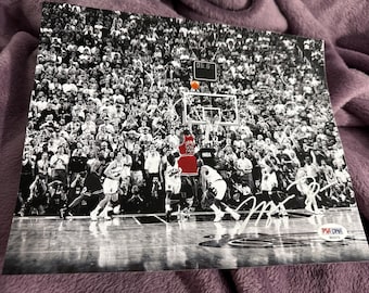 Michael Jordan Hand Signed framed design photograph 8x10 Chicago Bulls PSA/DNA authentic autograph