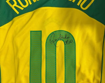 ロナウジーニョ PSA/DNA鑑定済み 直筆サイン入りブラジル代表ユニフォーム 鑑定書付き
