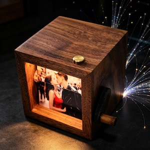 Boîte d'animation personnalisée pour flipbook, livre photo en bois personnalisé avec lumière, boîte d'image personnalisée Photobox à manivelle, cadeaux d'anniversaire créatifs