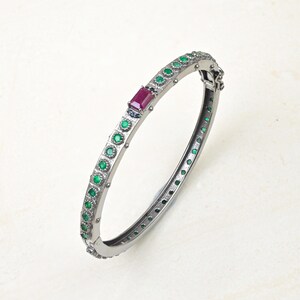 Robijn-smaragd armband: geoxideerd sterling zilver, edelsteen sieraden