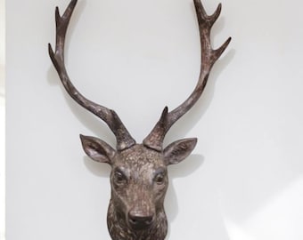 Faux Deer Head Wall Mount, Fake Taxidermy Stag Head 47cm, Resin Antler Wall Decor, Rustic Cabin Lodge Animal Head Wall Art