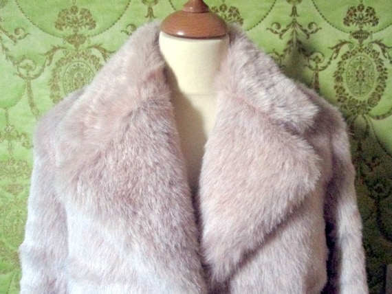 CUSTOM MADE - Delicate & Femenine Soft Fox Fake Fur Coat