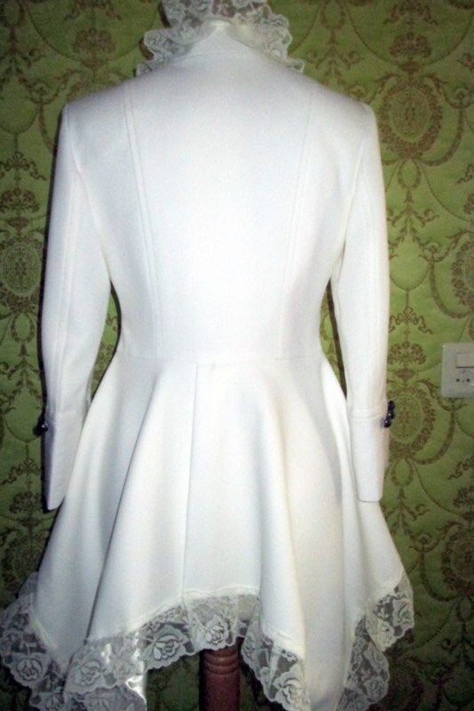 Alexander Mcqueen Inspired Lace Ruffle Trim Tailcoat - Military