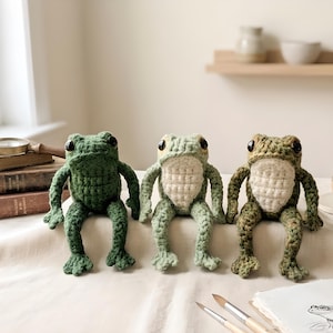 Crochet Frog Pattern – Beginner Amigurumi Green Frog Plushie, Digital PDF, Animal Toy & Bag Charm