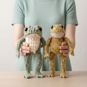 Crochet Frog Pattern 2 in 1 | Amigurumi  Plush Keychain |  Leggy Frog  |   Beginner Animal Toy