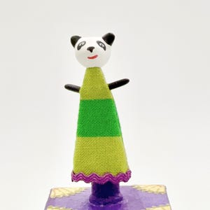 Juguete autómata en miniatura Panda (base morada)
