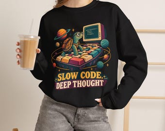 Sweatshirt mit Schildkrötenmotiv und dem Aufdruck „Slow Code Deep Thought“, Retro-Programmiergeschenk