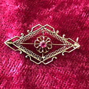 Victorian Gold Filled Amethyst Brooch - Vintage Gold Lapel Pin Faceted Amethyst Gem