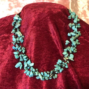 Vintage 5-strand Turquoise Chip Necklace - Individually Knotted Southwest Dyed  Howlite Stone