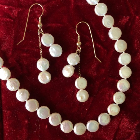 Beautiful Graded 14K Coin Pearl  Necklace and Ear… - image 1