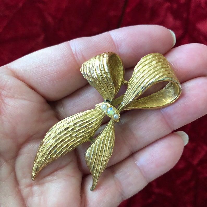 Vintage Midcentury Textured Goldtone Bow Brooch Aurora Etsy