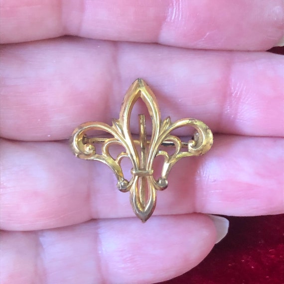 Vintage 10ct Gold European Fleur De Lis Watch Pin… - image 3