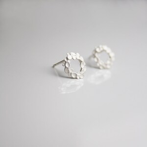 Floral wreath small Silver Earrings image 2