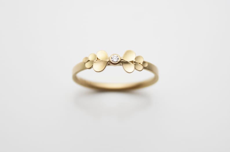 Dahlia 18k Gold and diamond Ring image 1