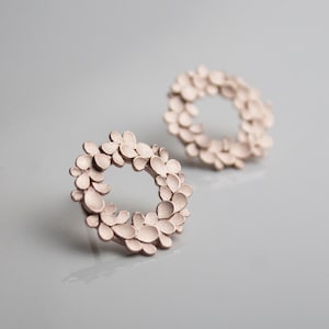 Floral wreath Earrings Rose-gold plated image 1