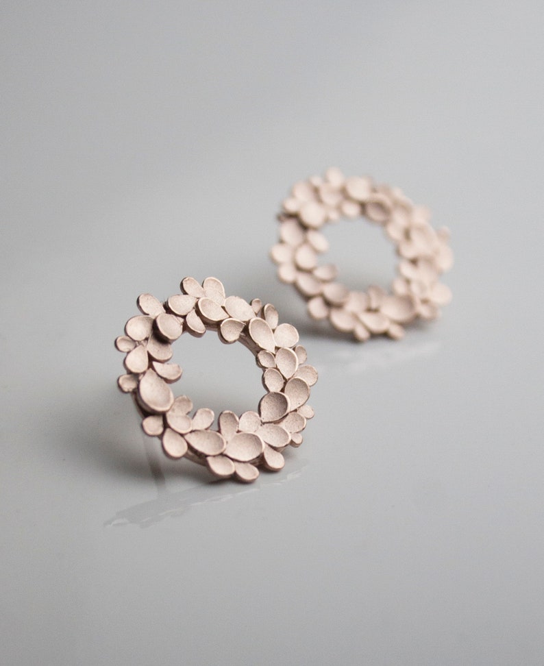 Floral wreath Earrings Rose-gold plated image 1