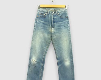 W27 Vintage Levis 501 Faded Light Wash Jeans, 90s Womens High Rise Pants, Levis Distressed Classics Denim, Levis Girlfriend Jeans Size 27x26