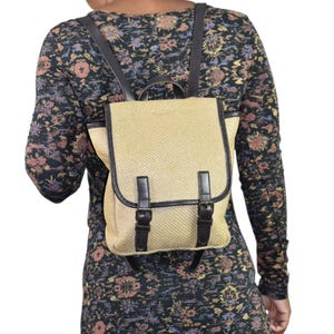 Gap Vintage Backpack Bag Tan Beige Straw Raffia Pockets 90s Y2K Rucksack Adjustable Retro Soft