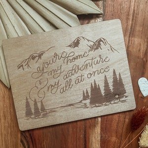 Adventure Couple Gegraveerd Houten Kaart | Valentine Adventure Card | Trouwkaart | Valentijn Moderne Kalligrafie