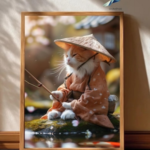 Peut inclure: Impression encadrée d'un chat roux et blanc vêtu d'une robe orange et d'un chapeau de paille, pêchant avec une canne en bambou. Le chat est assis sur un rocher moussue près d'un étang, avec un jardin japonais en arrière-plan. L'impression est étiquetée "OriArtPrint".