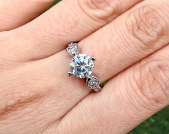 Ein Liebesbrief an die Suche nach Magie im Mundan, 1 Karat Runder Moissanite Einstellbar Ring, 925 Sterling Silber Ring