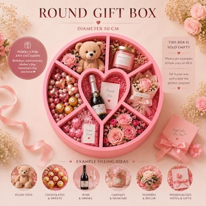 Op de afbeelding: Een ronde roze geschenkdoos met een diameter van 50 cm, voorzien van meerdere interne vakken. De doos is gevuld met een teddybeer, een kaars, een klein flesje, een boeket roze rozen, chocolaatjes en een kaartje met de tekst Thank You.