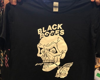 Black Roses Band Shirt: Replica Shirt (gemaakt in samenwerking met Edie King Fasano) VHS Horror