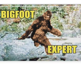 Magnet (2"x3"): Bigfoot Expert