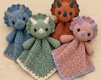 Lovey haakpatroon dinosaurus pdf, triceratops veiligheidsdeken digitale download, baby Snuggler haakpatroon, schattige dino speelgoed DIY