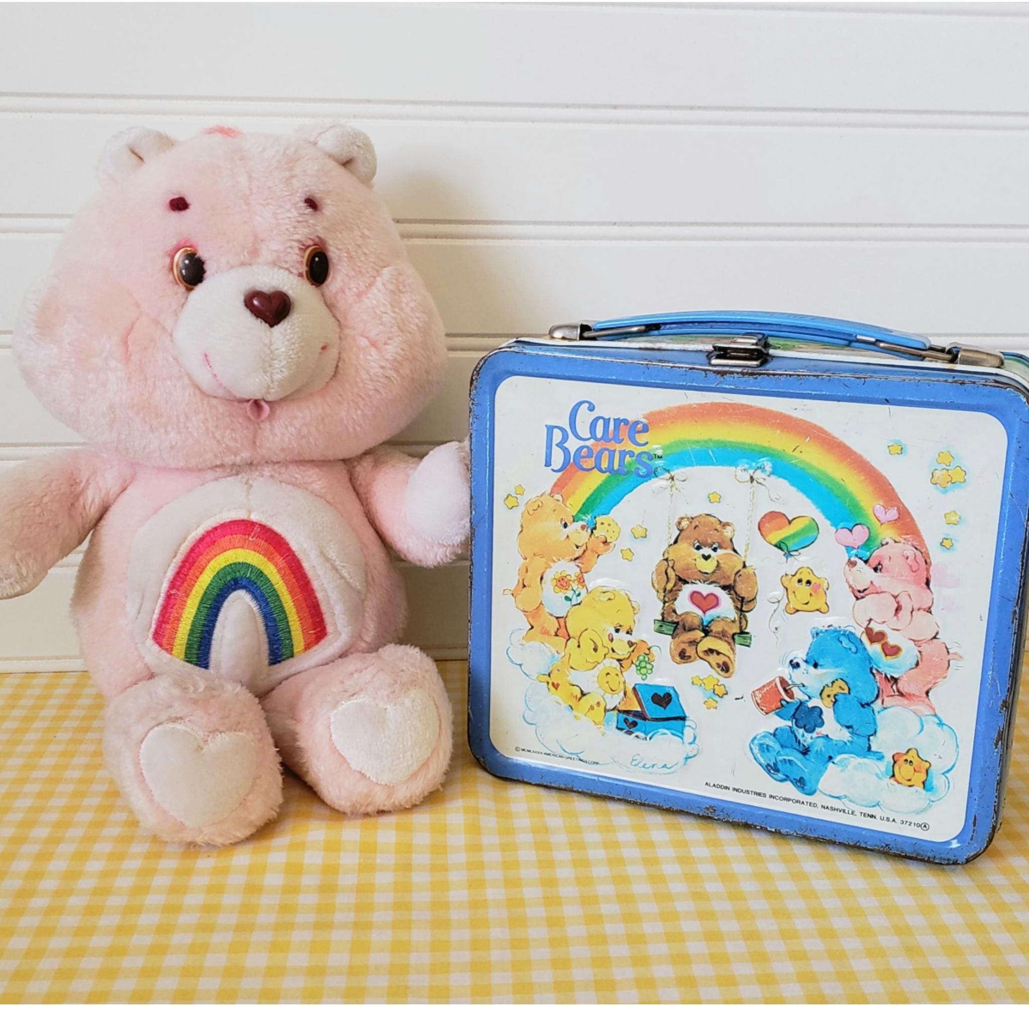 Care Bears ギフトボックス 8種類 Care Bears Mystery Stationery Box: Kawaii Surprise Gift