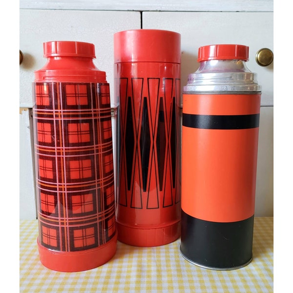 Lot of 3 Vintage Thermos Aladdin Bottles Red Black Plaid Retro Picnic Camping Thermoses Cold Hot Drink Container Farmhouse Cabin Decor