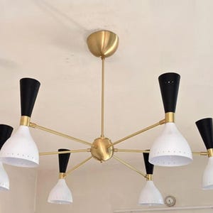 Lustre moderne Mid-Century en laiton noir et blanc : suspension Spoutnik à 6 lumières, plafonnier noir mat, éclairage de salle à manger contemporain
